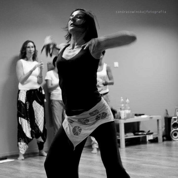 Joanna Borowiec tańczy afro dance